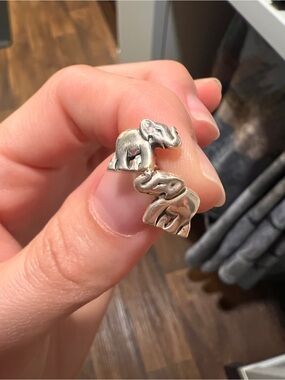 RETIRED James Avery Sterling Silver Elephant Stud Earrings